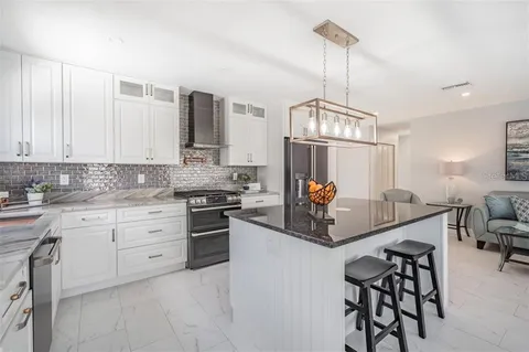 Crowned Cabinets-Luxury Cabinets Dunedin - Kitchen Cabinets